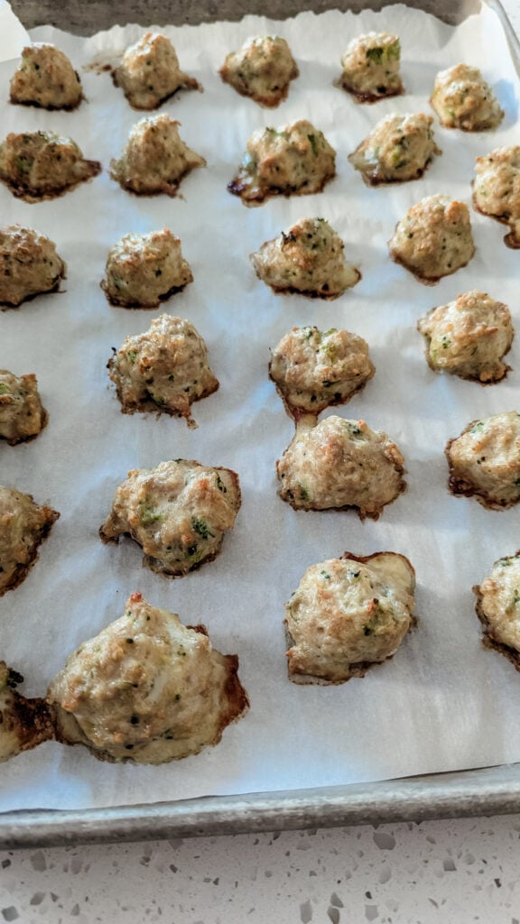 healthy mini chicken broccoli meatballs 