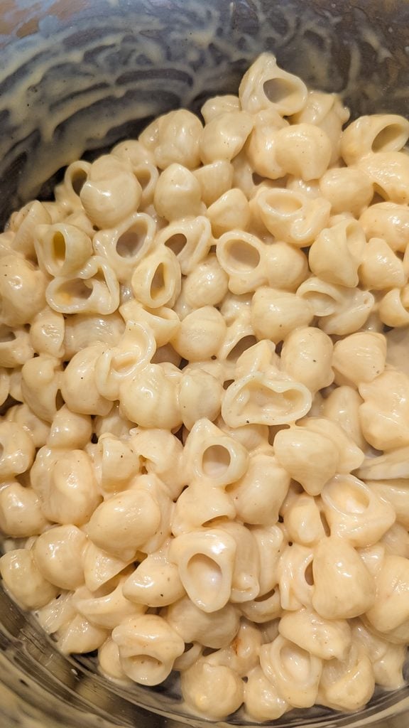 stovetop creamy Mac and cheese