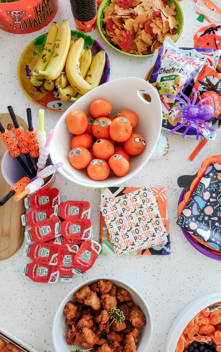 small Halloween party for little kids